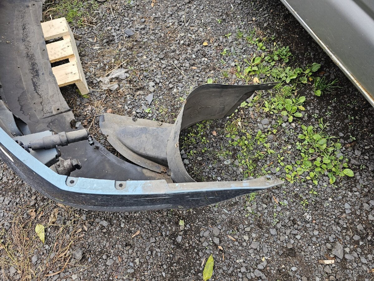 Přední nárazník a maska Škoda Octavia 2 - 17