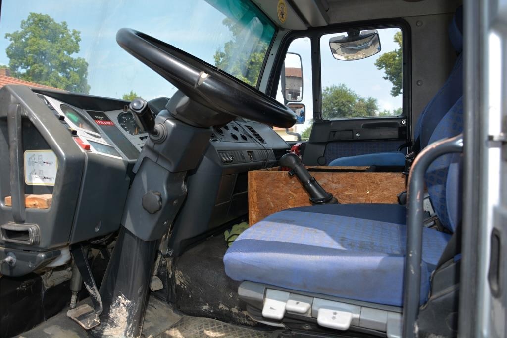 Nosič kontejnerů MAN LE 18.280 4X2 BL - 17