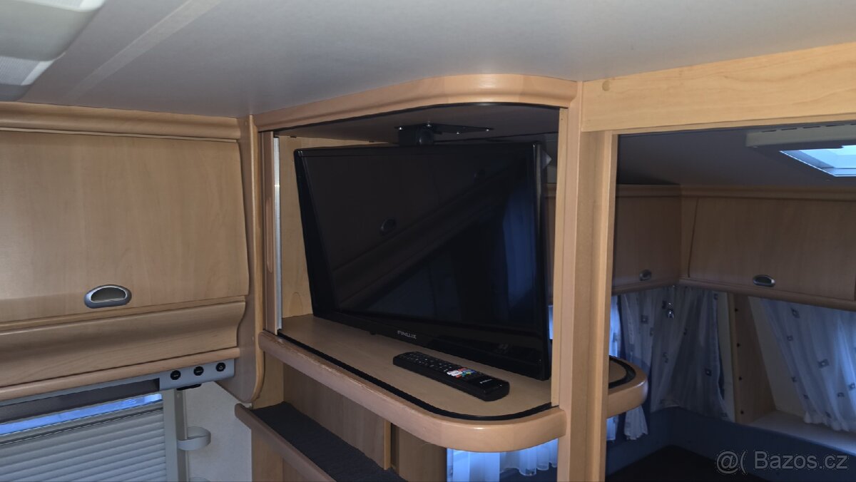 Hobby DE LUXE EASY 460 UFE r.v. 2003 - 17