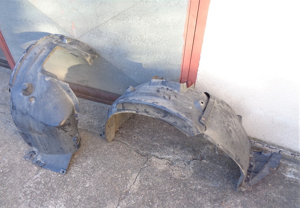 BMW 1 E87 118D 105kW automat - náhradní díly - 17