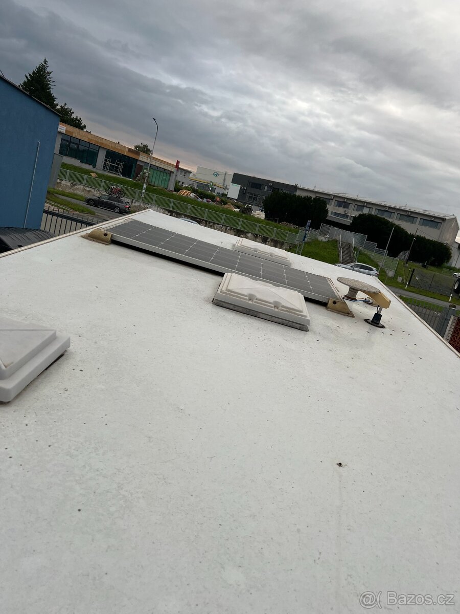 DETHLEFFS - obytný přívěs / karavan - 17