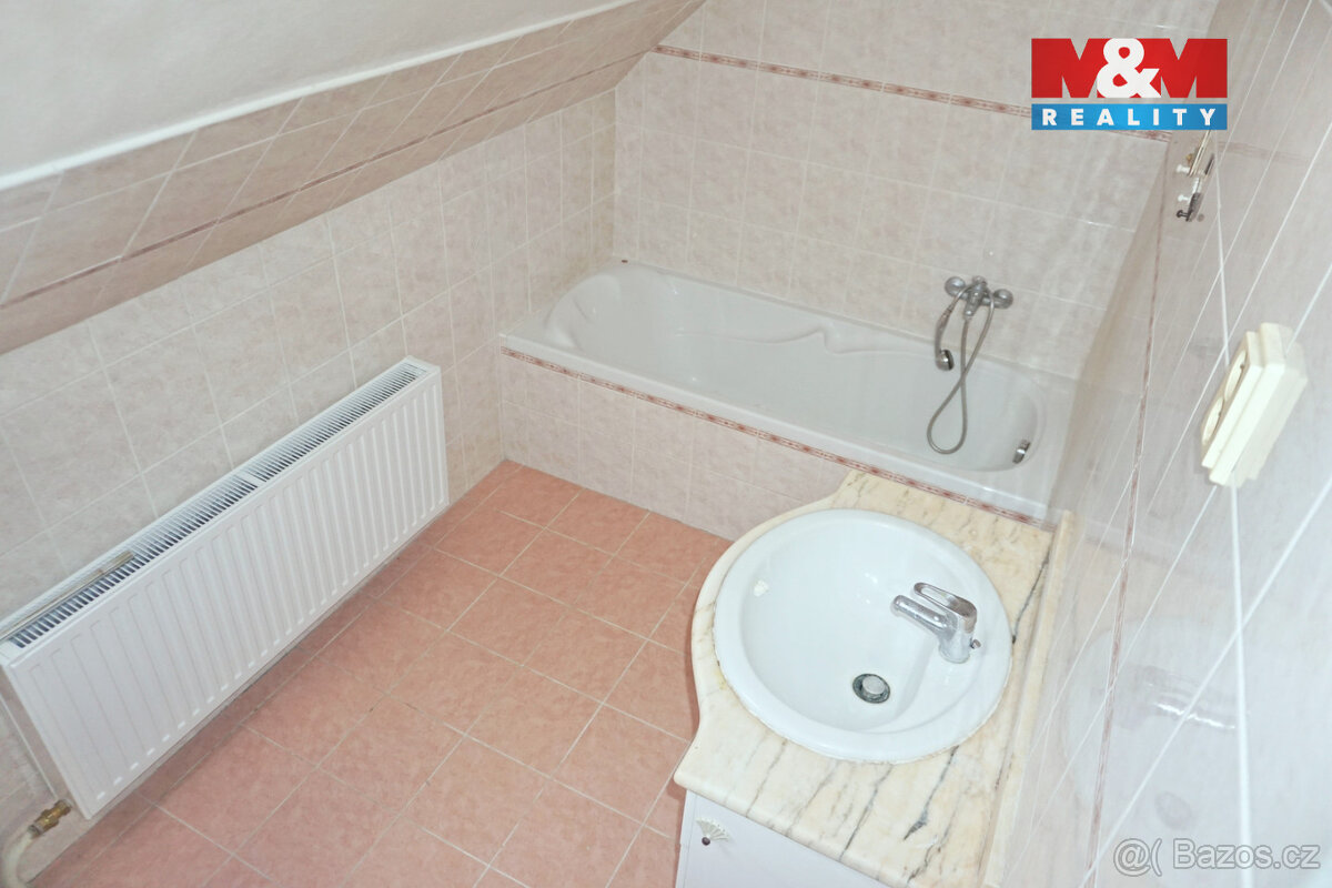 Prodej rodinného domu, 250 m², Kravaře, ul. Pod Lipou - 17