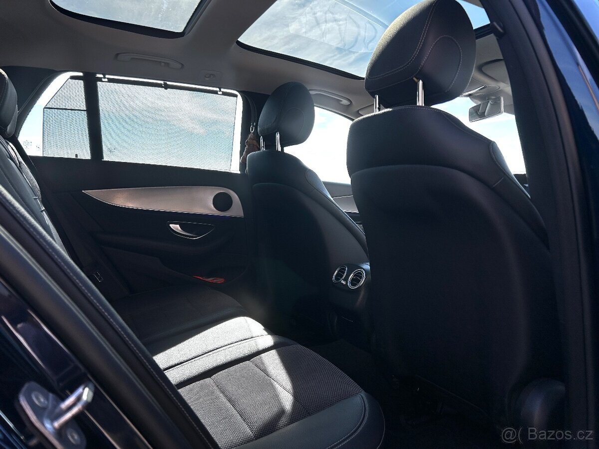 Mercedes-Benz Třídy E, 350d, 190 KW, PANORAMA - 17