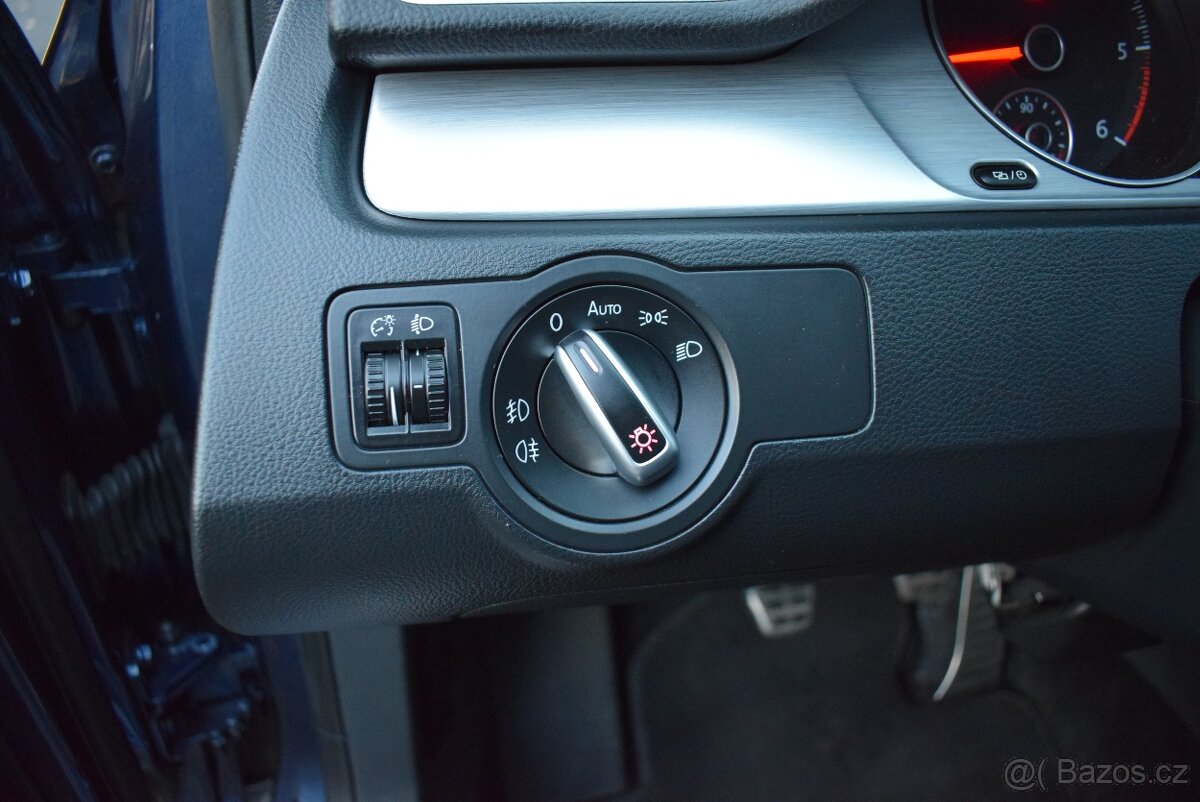 Volkswagen Passat 2,0 TDi ALLTRACK,PR.SERVIS - 17