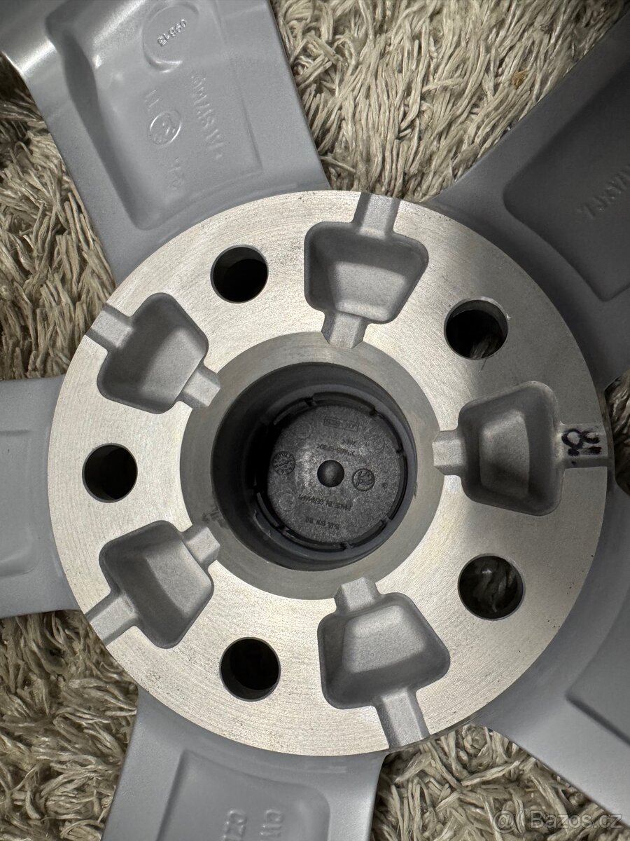 Alu disk Ratikon 57A 601 025 nový top stav - 17