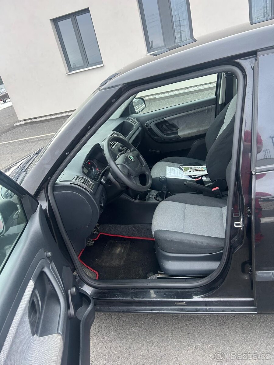 Škoda Fabia 2010 1.2 HTP Nová STK atd. - 17