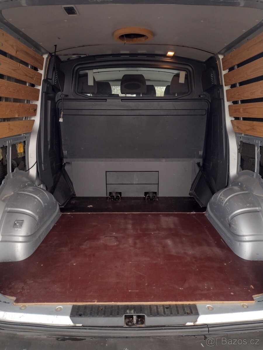 Volkswagen Transporter T5 2.0TDI DSG - 17