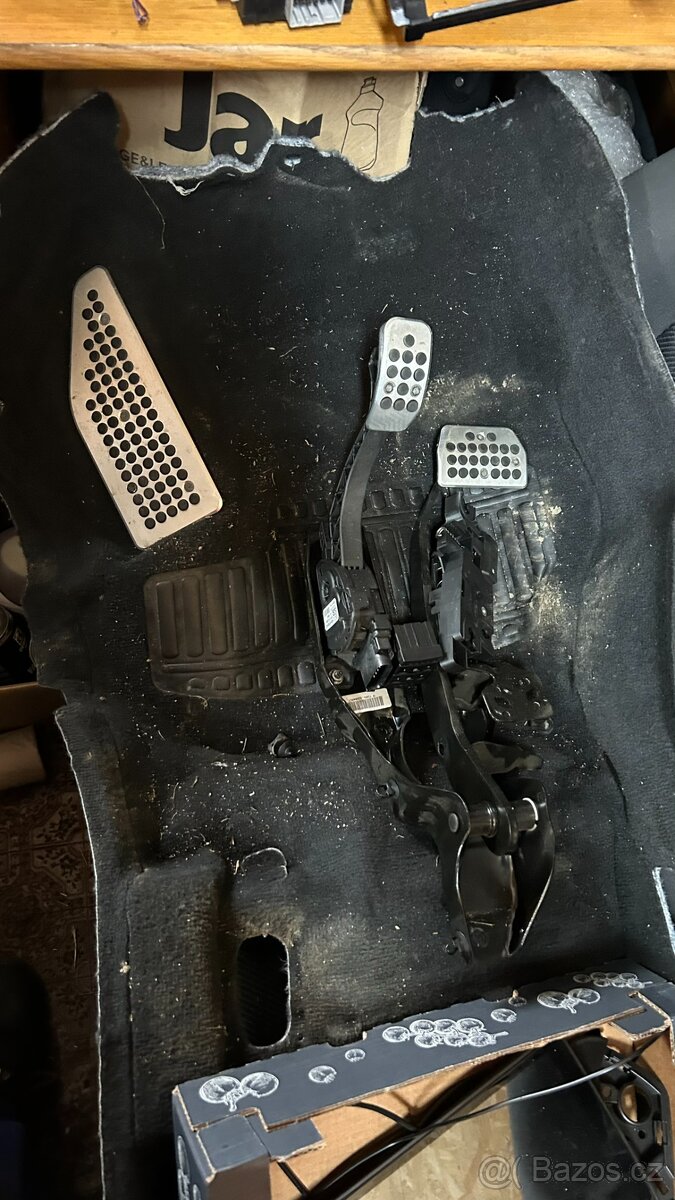 ND Ford Mondeo 2.0/2.2TDCi 103/120/147kw/129kw 2011 Hat/comb - 17