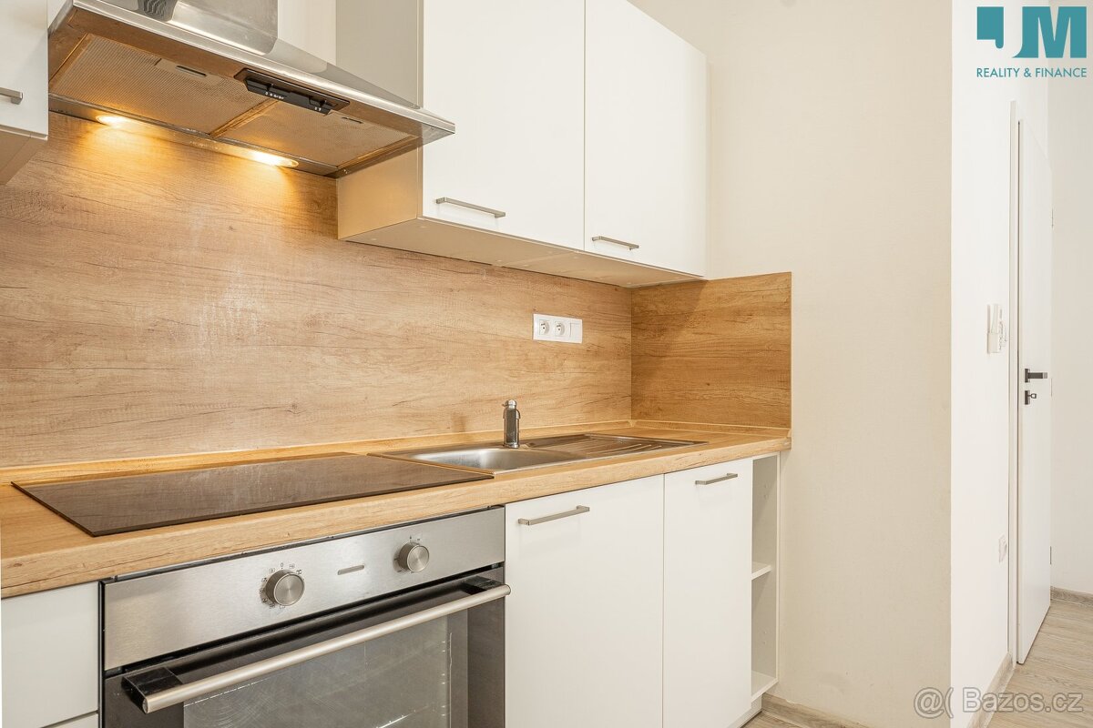 Pronájem byty 2+kk, 50 m² - Třebíč - Vnitřní Město - 17