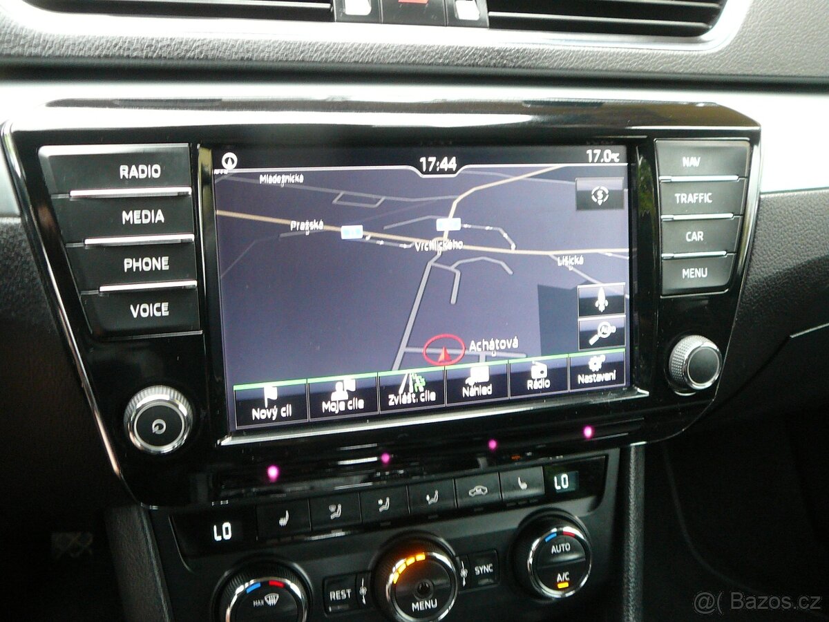 ŠKODA SUPERB 3 COMBI 2.0 TDI 140KW DSG+F1 NAV ACC FRONT LINE - 17