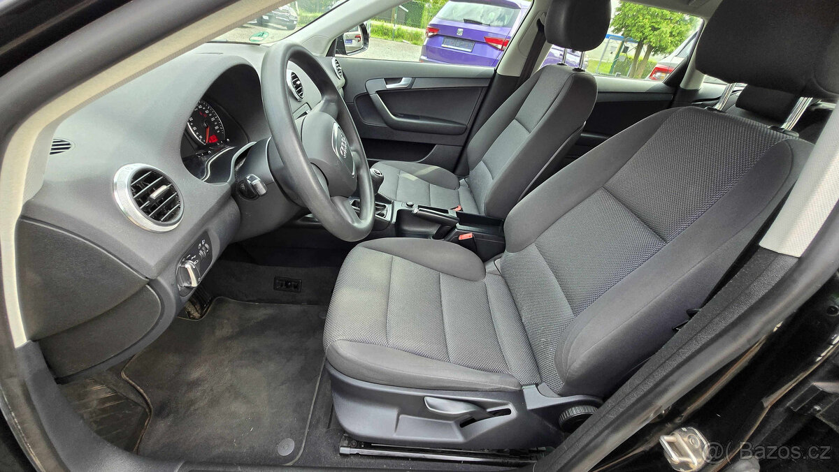 AUDI A3 TFSi ATTRACTION 1MAJITEL - 17