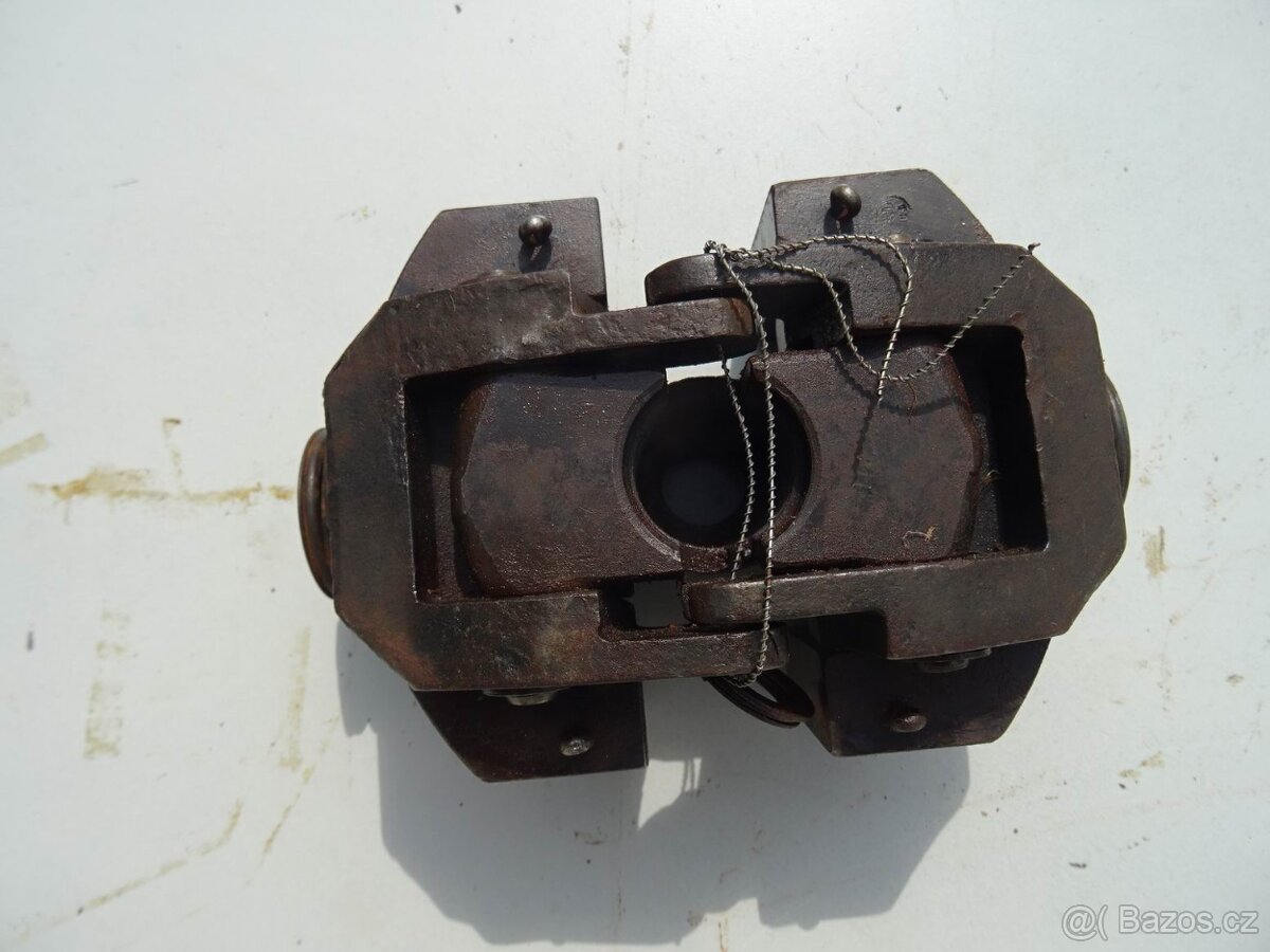 Díly na traktor Zetor . - 17