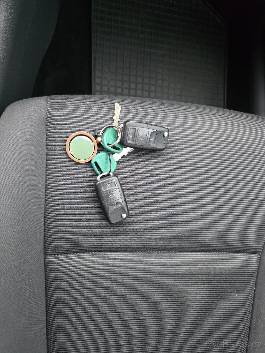 Volkswagen Golf Plus 1.9 TDI - 17