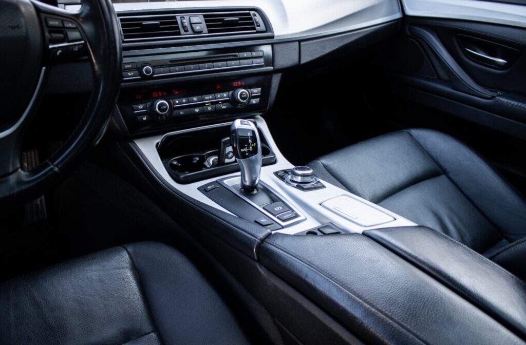 BMW 535d, 220kW (2012) - 17