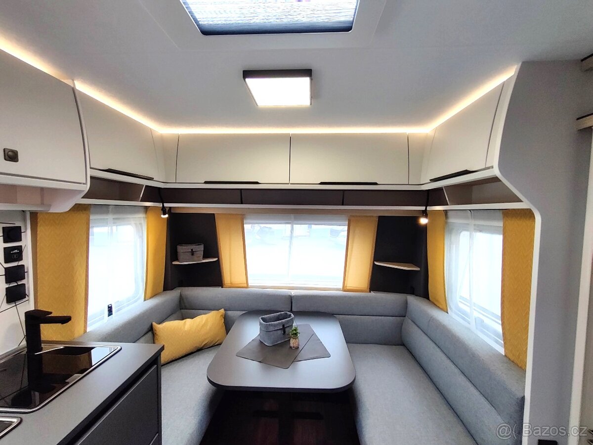 Obytný přívěs Fendt Apero 495 SG nový skladem - 17