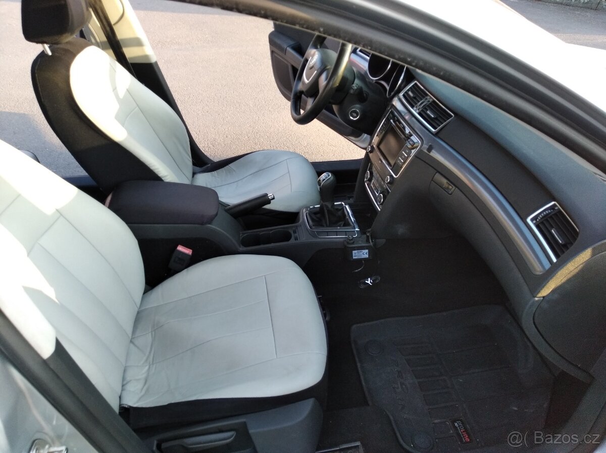 Škoda Superb 1.6 TDi-77kw-TOP CENA - 17