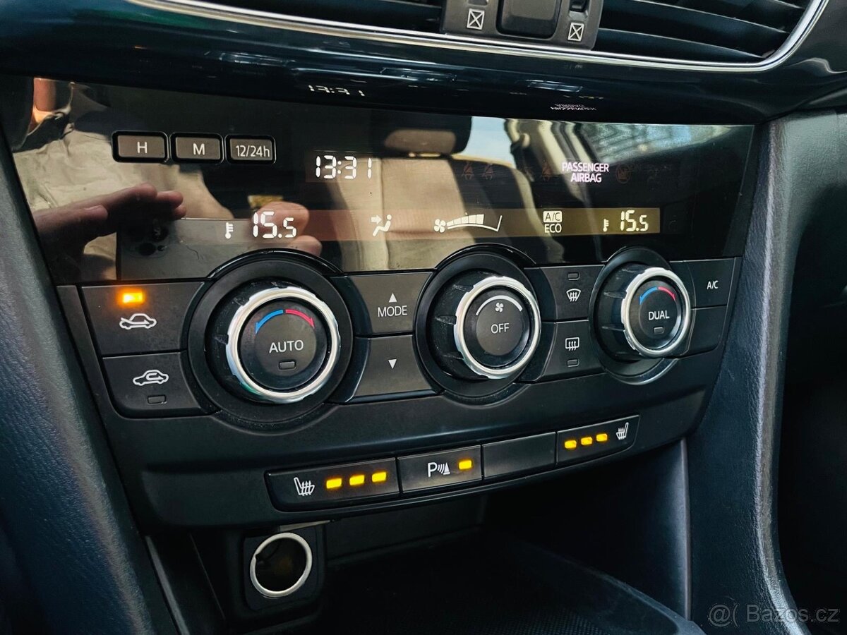 Mazda 6 2.0i 121KW BENZIN AUTOMAT VÝHŘEV SENZORY - 17