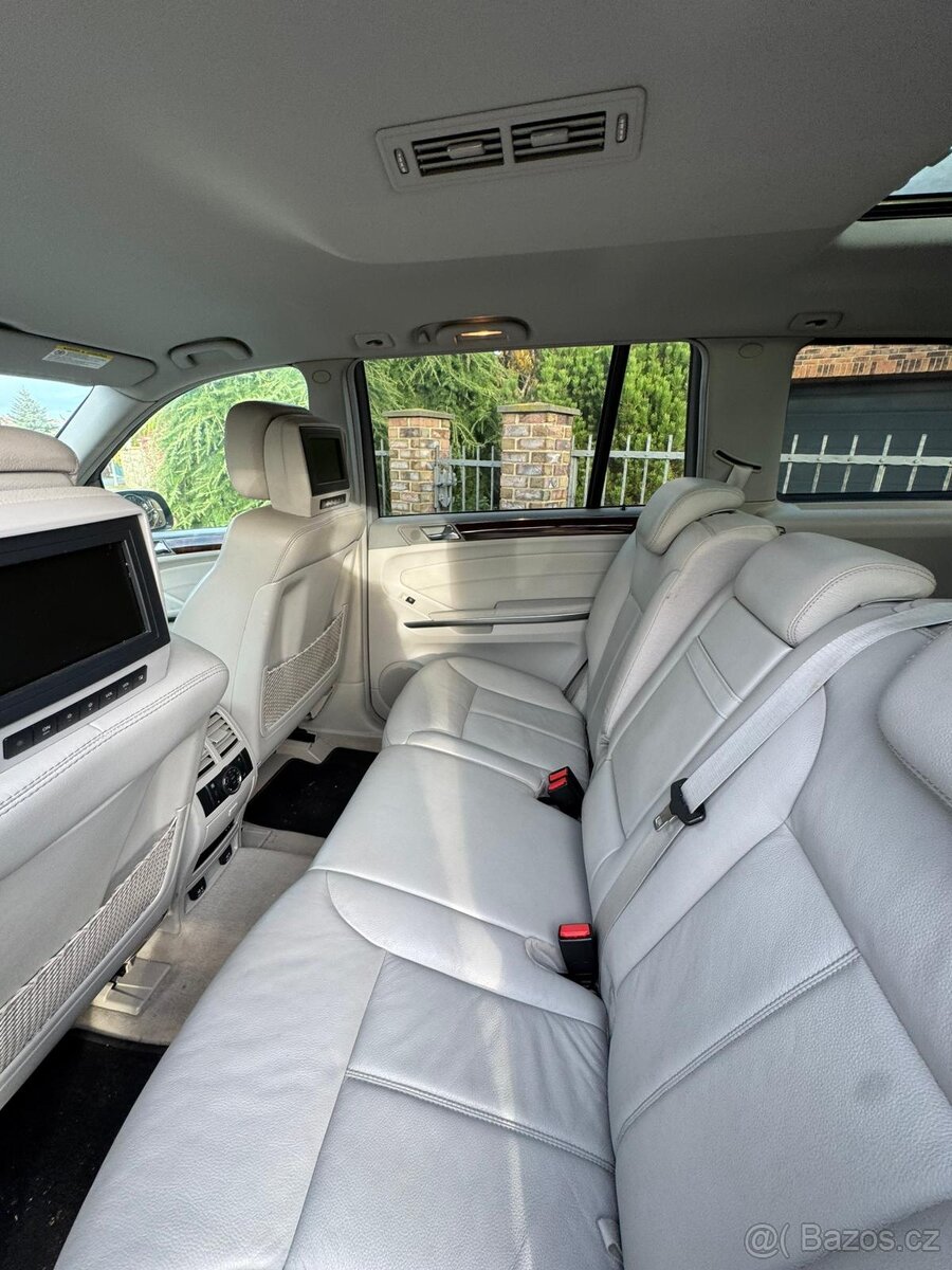 Mercedes-Benz GL 420 CDI AMG Long –7 míst, Exkluzivní výbava - 17