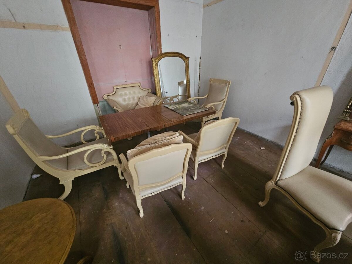 Výprodej starožitností - 17