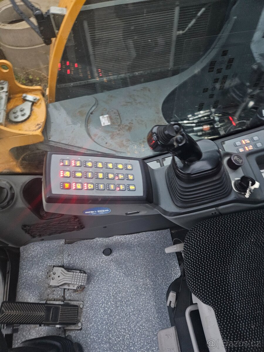 Liebherr A 912 Compact Litronic - 17