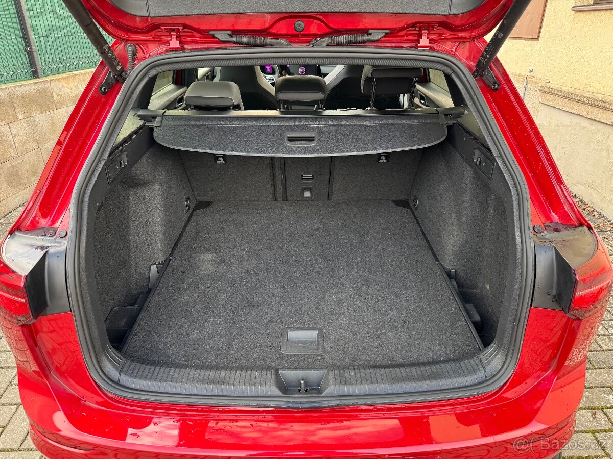 Volkswagen Golf R-Line 1.5 TSI DSG VÝJIMEČNÝ STAV - 17