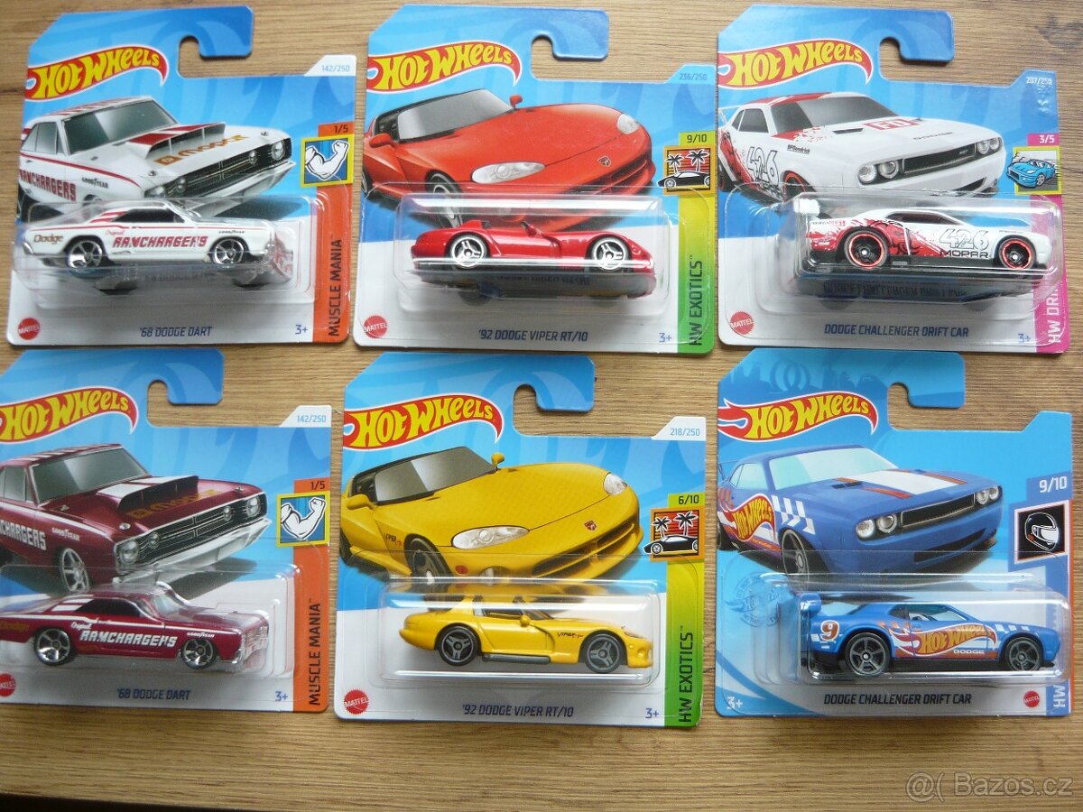 AUTÍČKA HOT WHEELS - 17