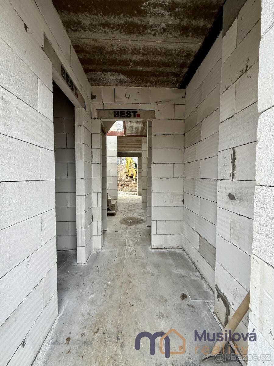 Prodej rodinného domu 91 m2, pozemek 350 m2 - 17