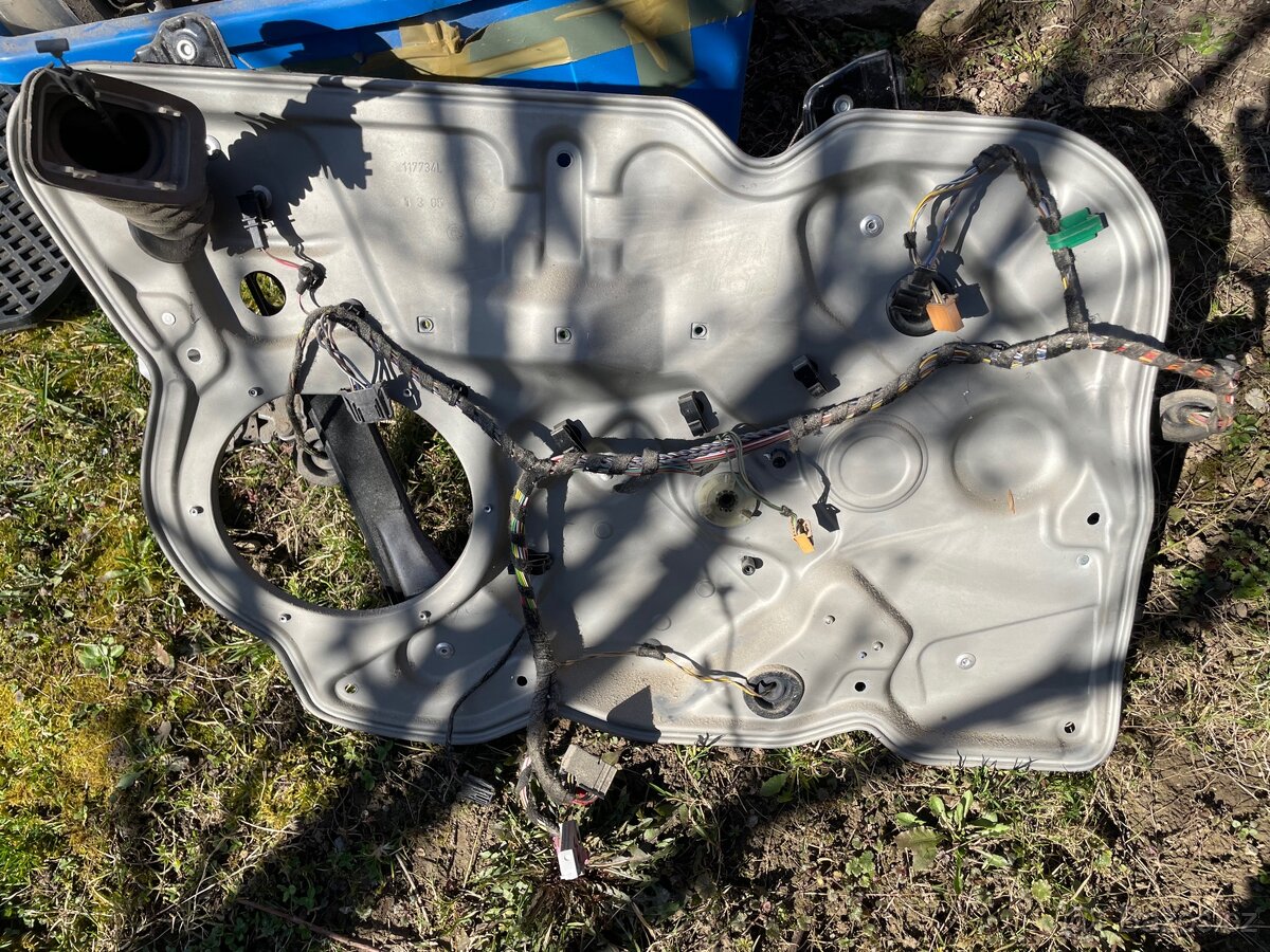 Díly na octavia 2 - 17