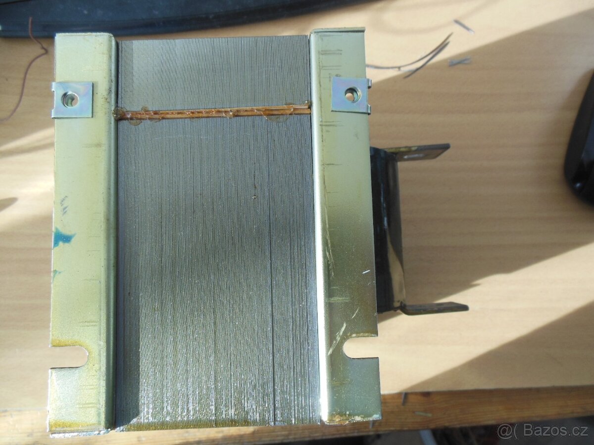 trafo 230/24V/5,3A jistič 6A/B et27-36V DC0,9A Tlumivka - 17