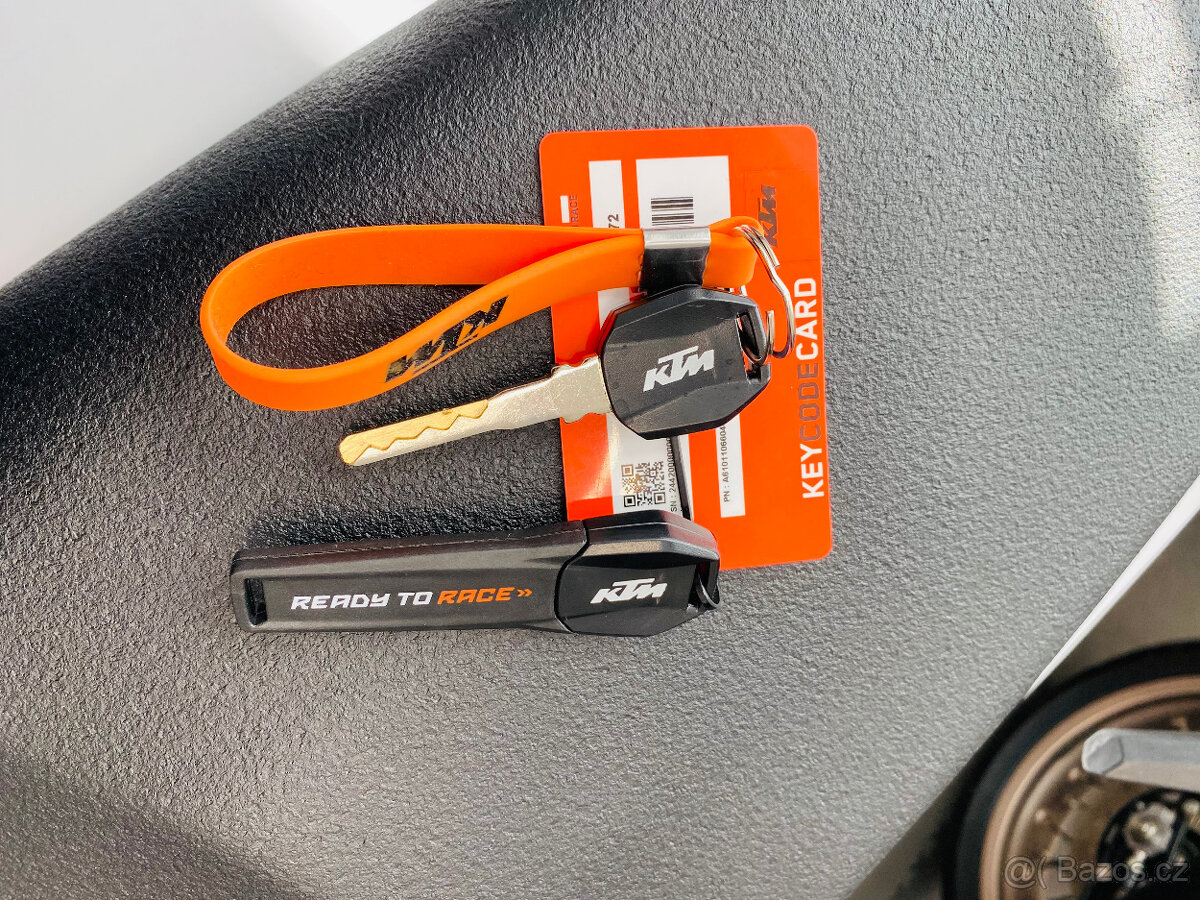 KTM 890 SMT = TECH PACK - 17