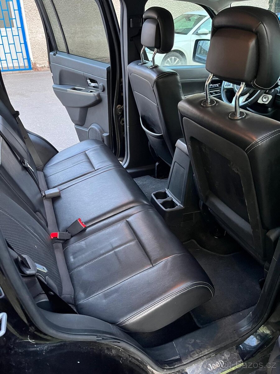 JEEP Cherokee Liberty (KK) - 17