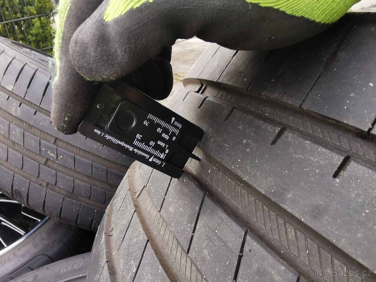 Originální alu kola na Mercedes CLE 19" AMG - 17