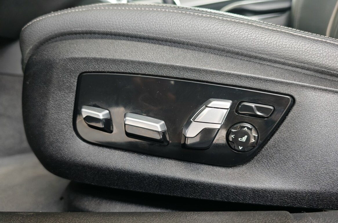 BMW Rad 5 Touring 530i xDrive A/T - 17