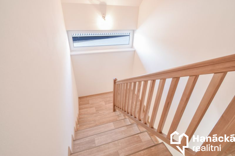 Prodej, Rodinný dům, 5+kk, Tučapy - 17
