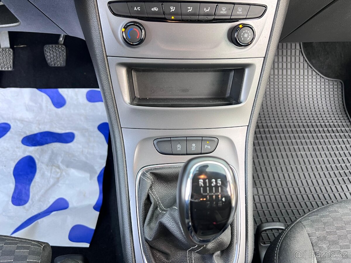 OPEL ASTRA K COMBI /1.5DIESEL/RV:2022 - 17