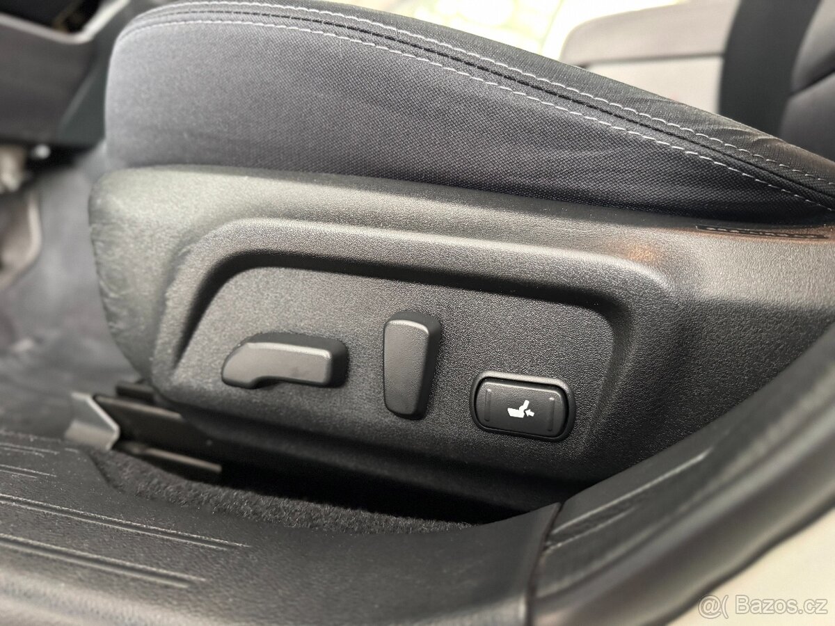 Subaru Outback 2.5i AWD Aut REZERVACE - 17