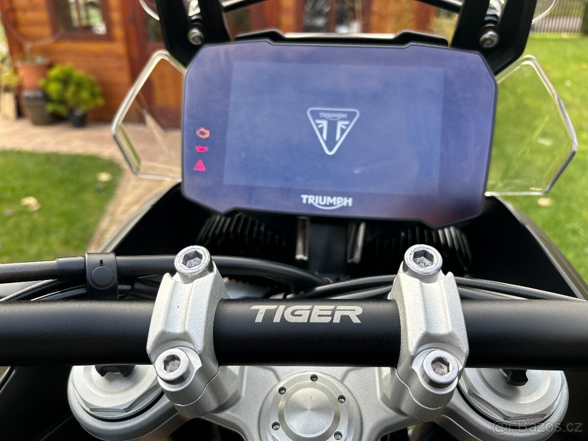 Triumph Tiger 900 GT - 17