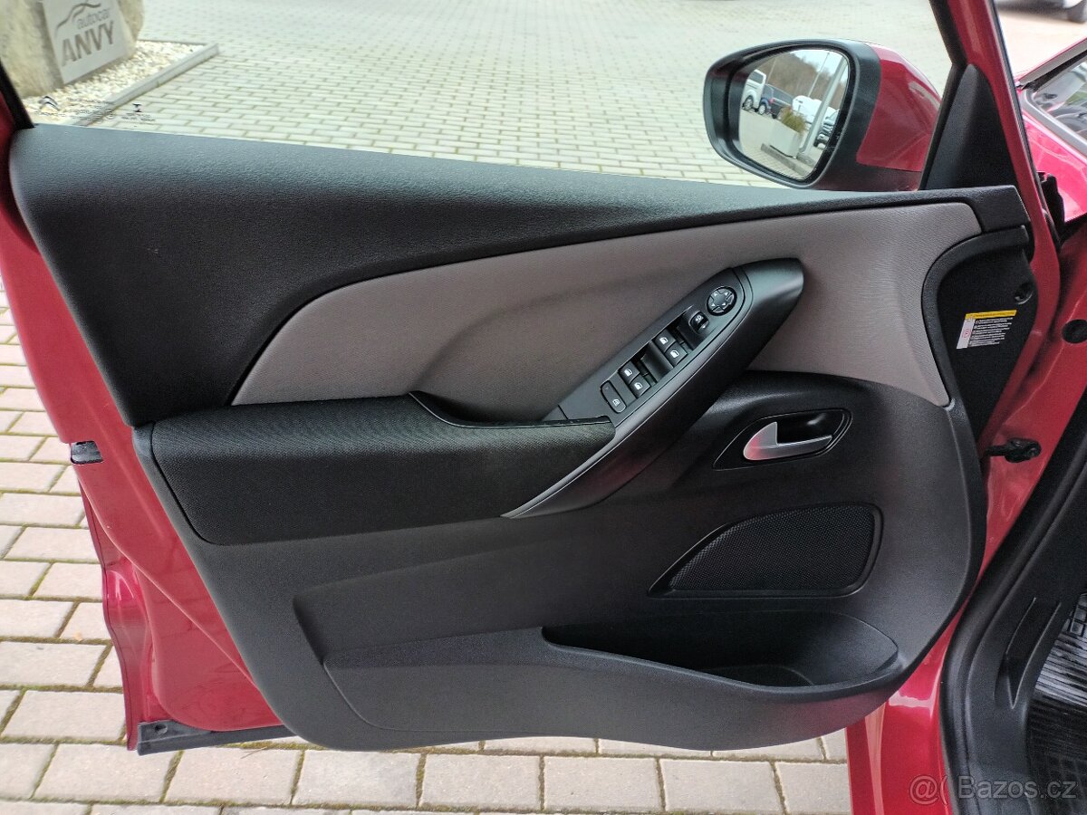 Citroën C4 Picasso 1,2 PT,81KW,DIGIKLIMA,KOLA - 17