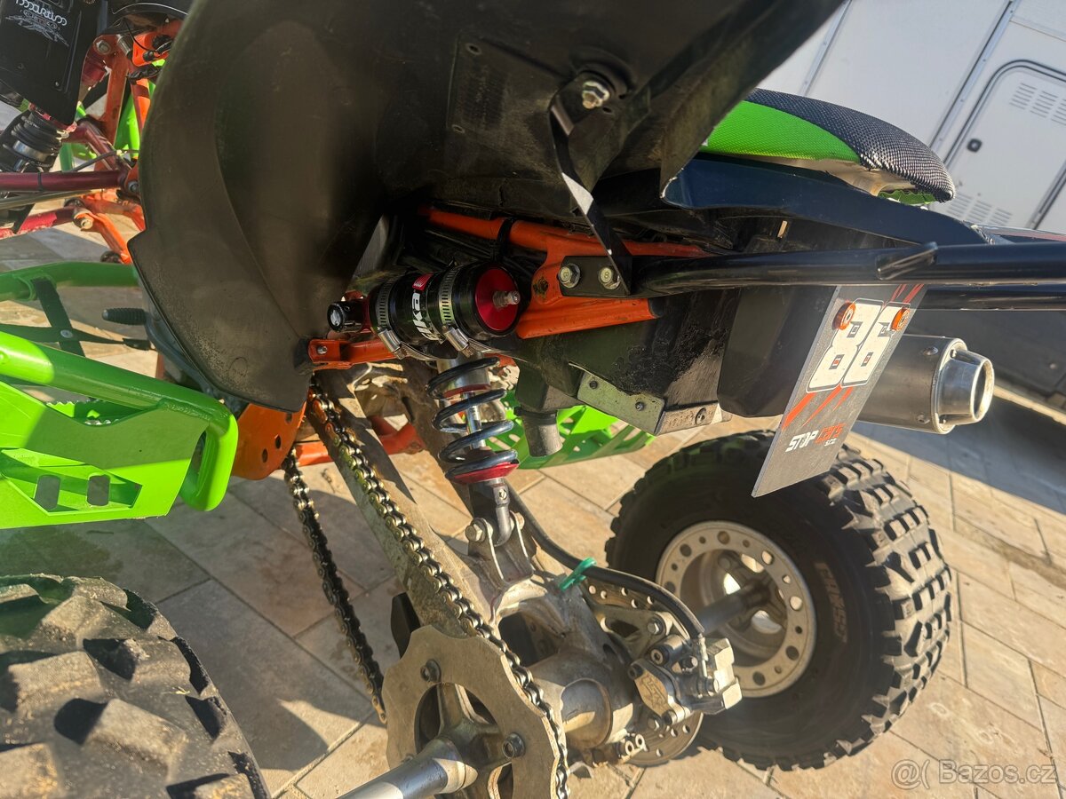 Yamaha YFM raptor 250r - 17