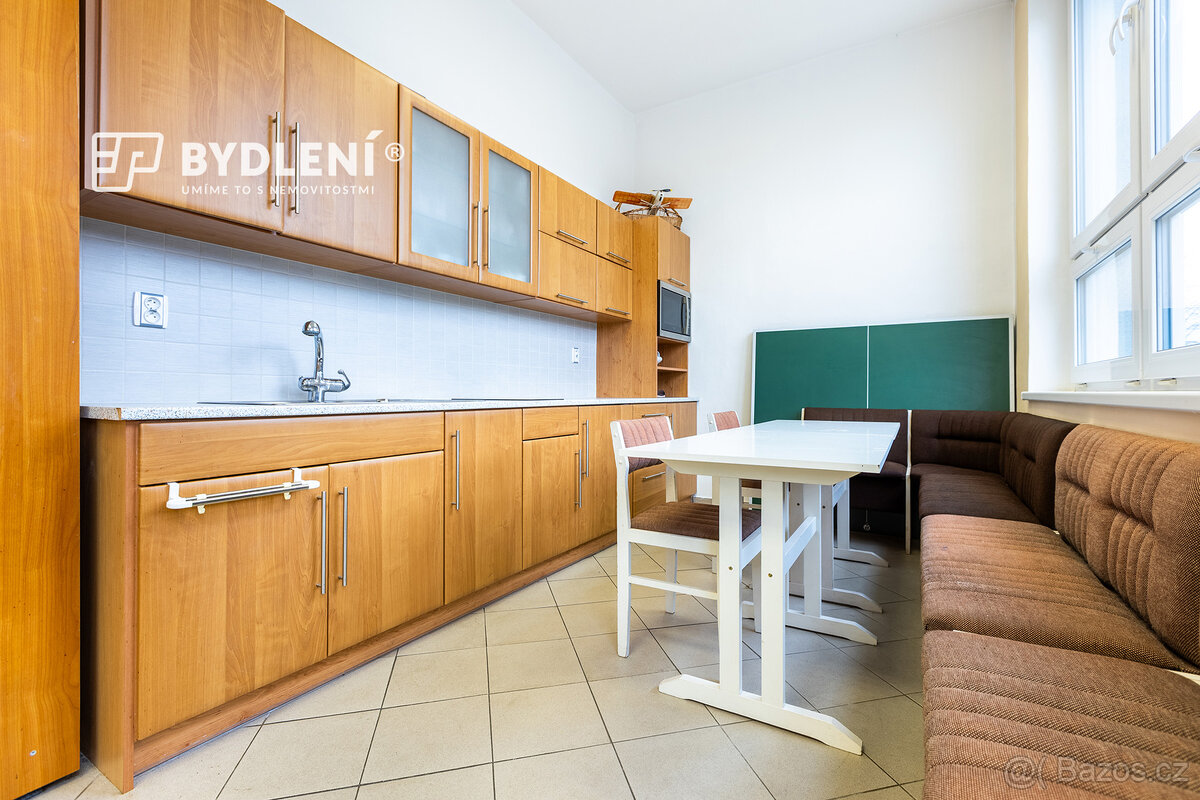 Pronájem komerčního prostoru 153 m², Teplice – Modlanská uli - 17