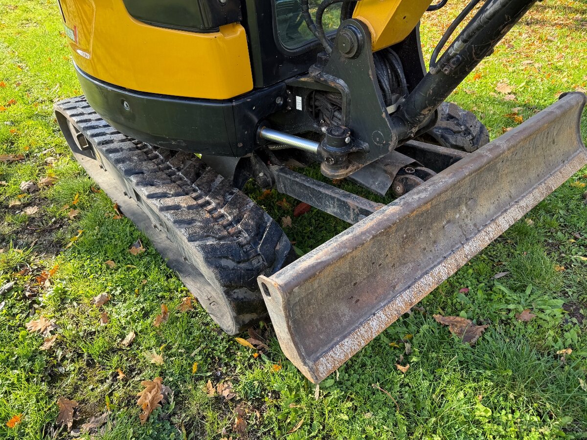 Sany sy26 Minibagr 2.8T + 3x lžíce - 17