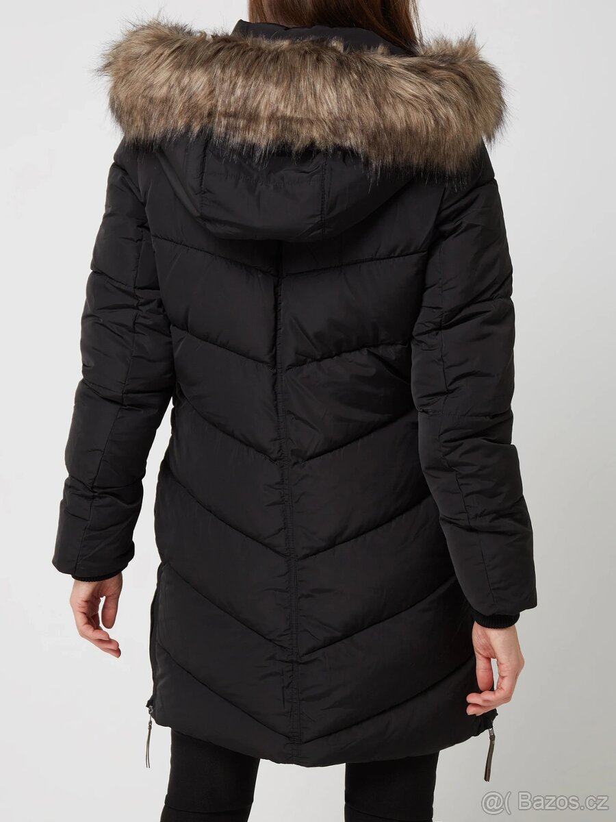 Dámská zimní černá bunda kabát s kožešinou Only NewRoona S - 17