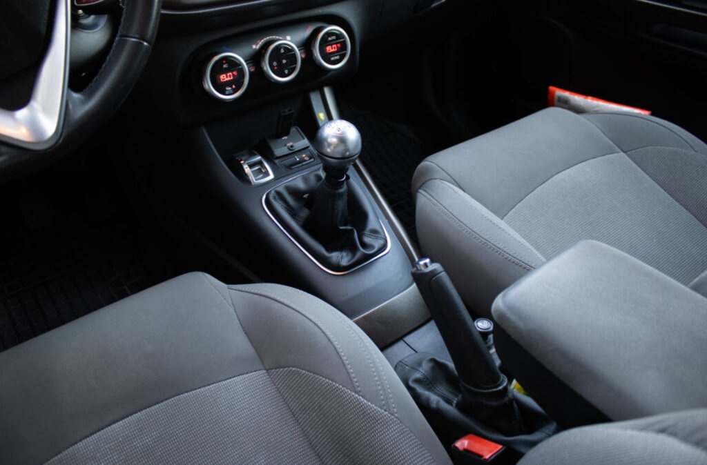 Alfa Romeo Giulietta (2015) - 17