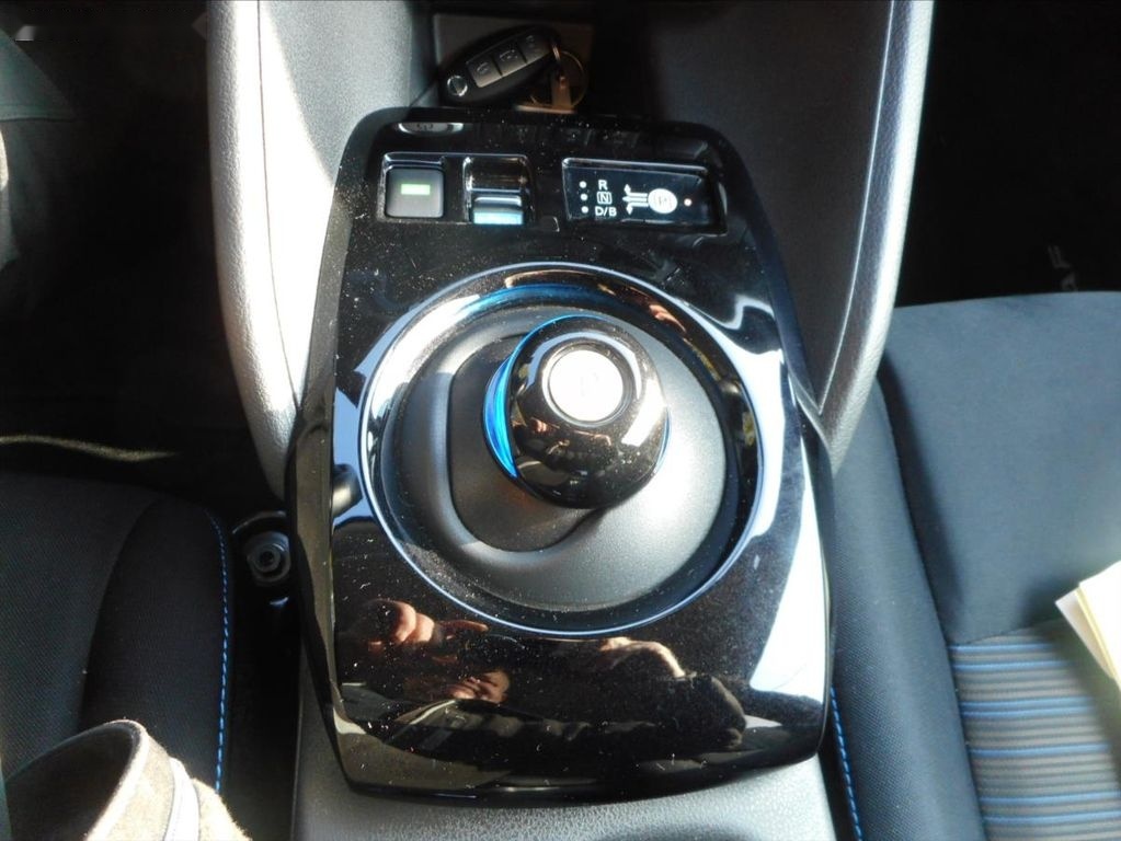 Nissan LEAF,N-Connecta 62KWh - 17