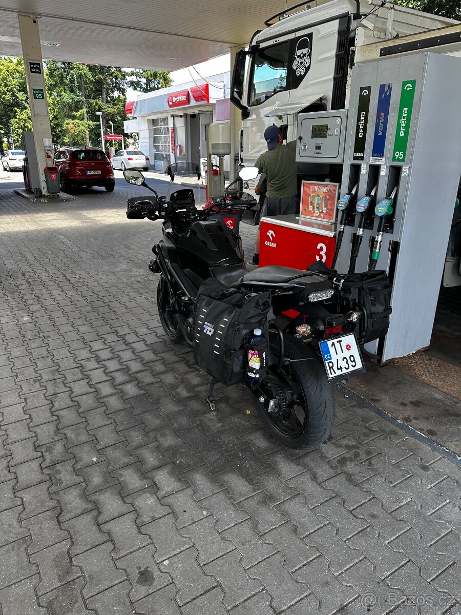 Honda NC750x DCT - 17