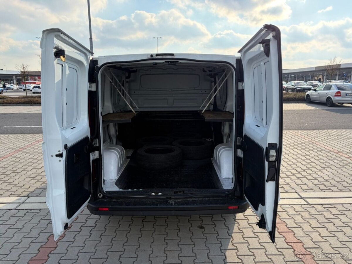Renault Trafic 1.6 DCi 1.maj. koup. ČR DPH - 17