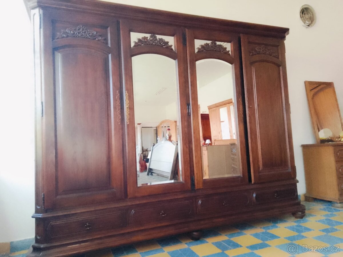 KRÁSNÁ KOMPLETNÍ LOŽNICE BELLA - 17