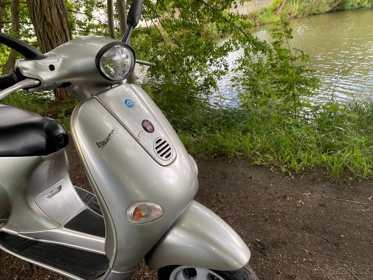 Vespa ET4 150 - 17