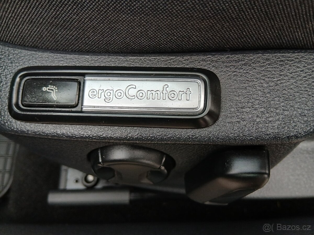 VW Passat, GTE Plug-in hybrid, r.v. 2021 - 17