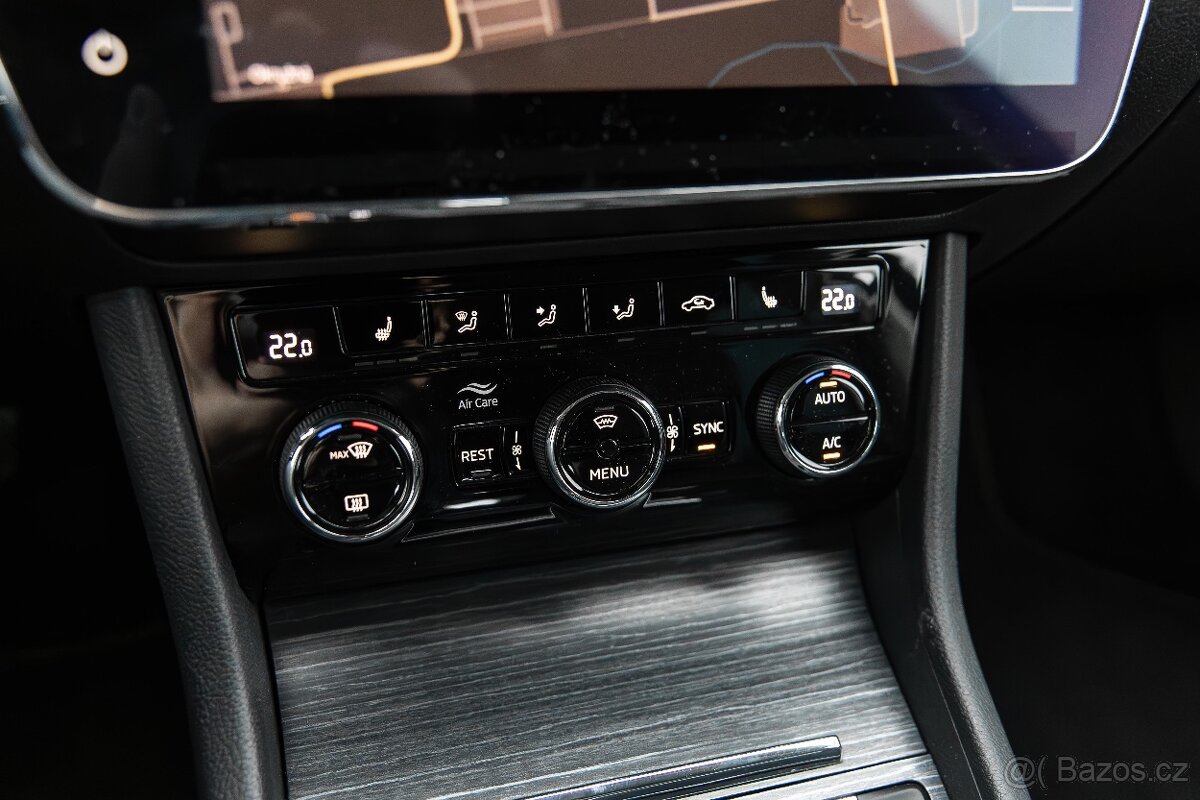 Škoda Superb 2.0TDI Style DSG, CANTON, KEYLESS, KAMERA,ŤAŽNÉ - 17